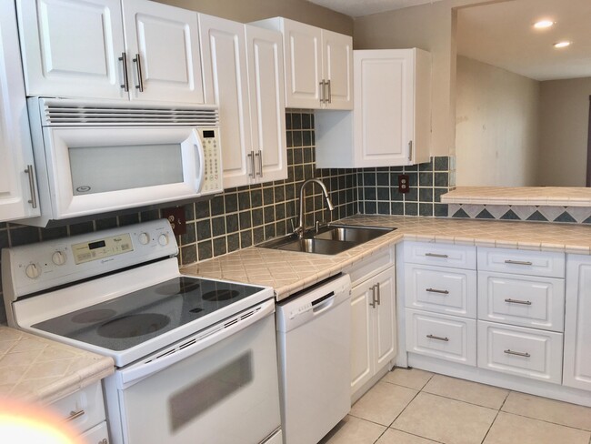 Photo - 139 Sparrow Dr