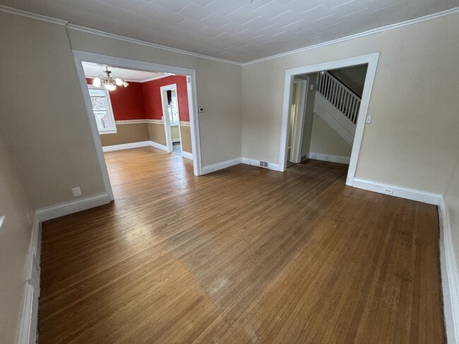 Photo - 66 Martinot Ave