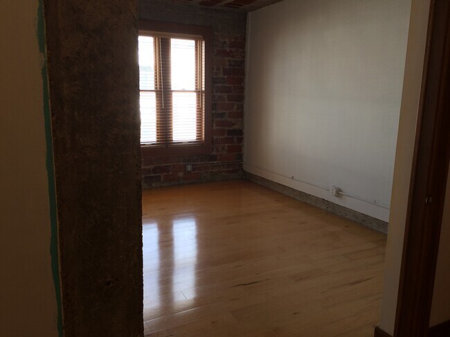 Photo - 78 Watson St Unit 16