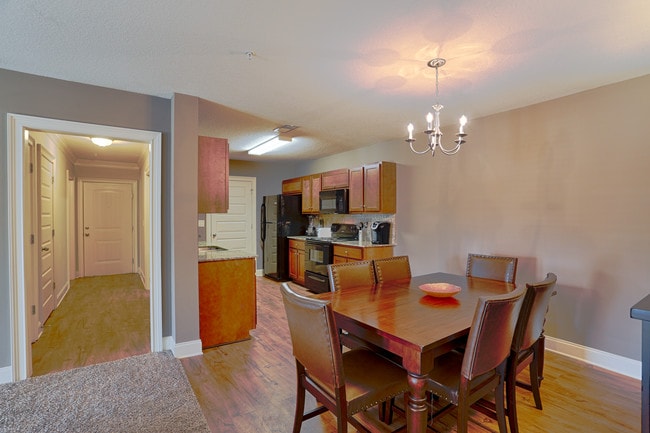 Entry, Kitchen & Dining Room - Solamere Grand