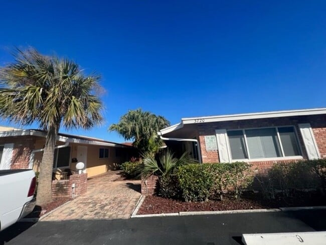 Photo - Lighthouse Point Apartments LLC