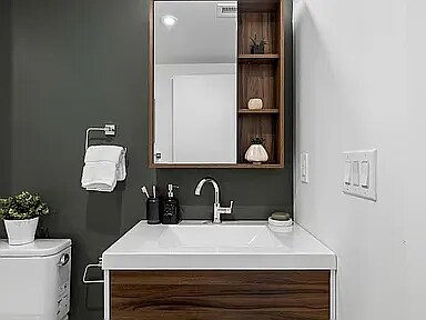 Photo - 5200 Chester Ave Unit 10