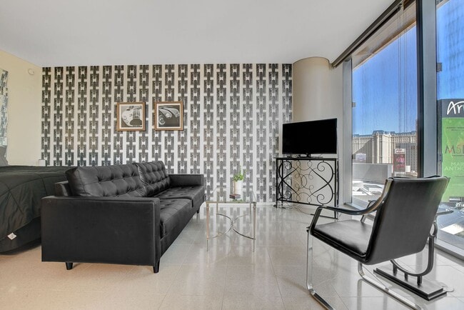 Building Photo - Veer Towers 1010W- Partial Strip Views from this Studio Residence Unit 1010