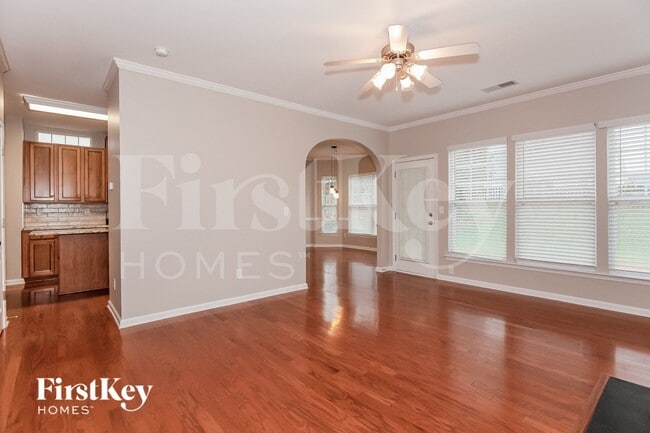 Photo - 1822 Crabapple Tree Ln