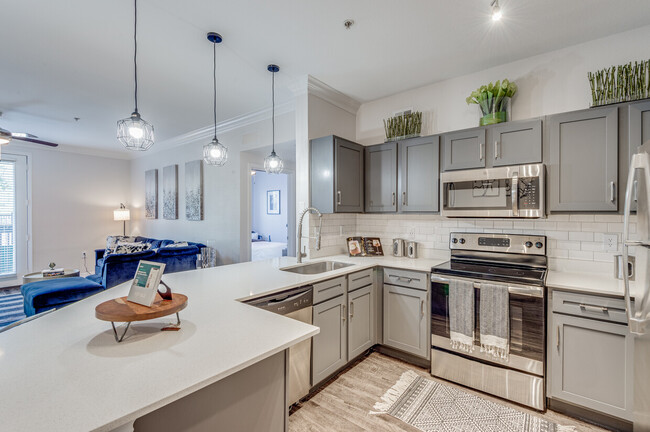 Building Photo - Limited-Time $1000 Discount – Don’t Miss Out! Unit PK1 Rental