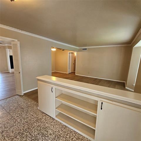 6033 Sandhurst Ln Unit D
