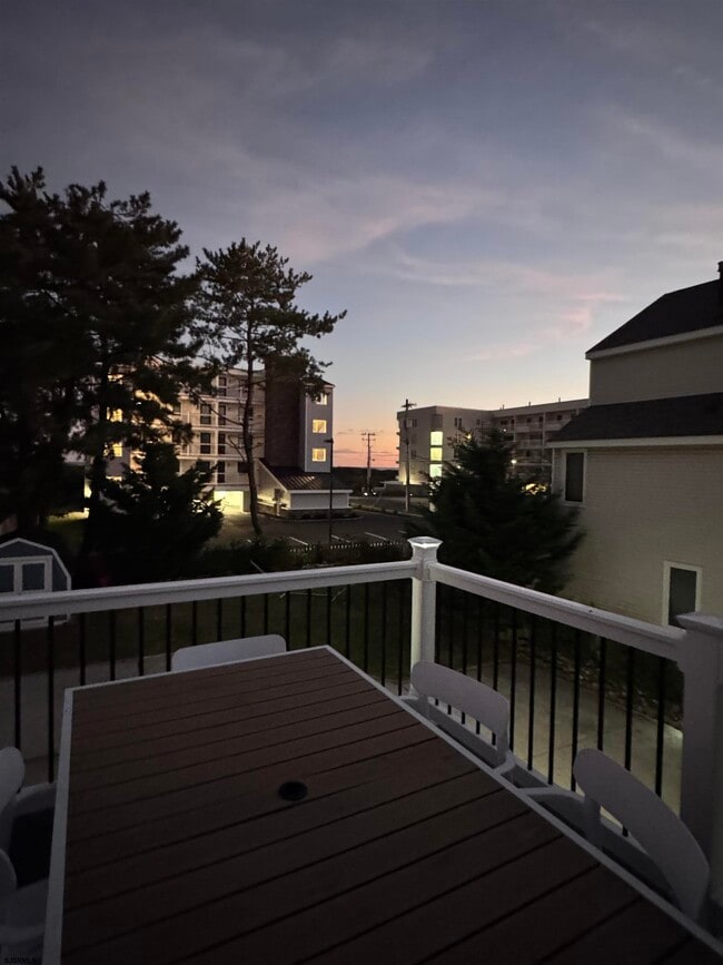 Building Photo - 512 W Brigantine Ave Unit C