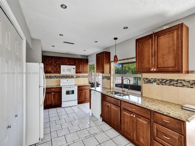 Photo - 8550 NW 27th Pl