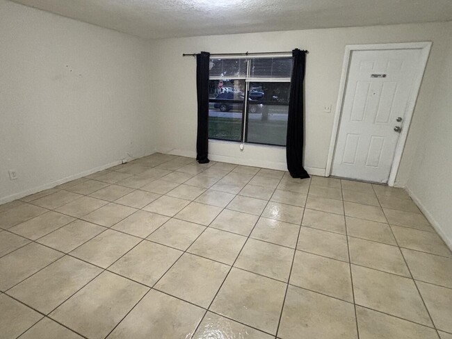 Photo - 2901 NW 21st St