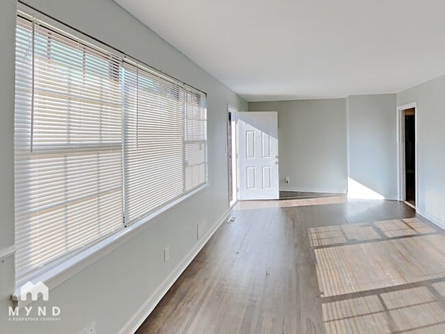 Photo - 813 Westfield Dr
