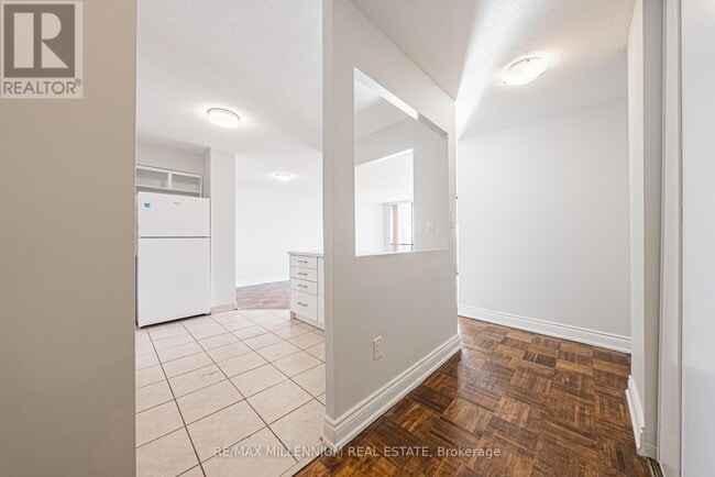 Photo - 2220 Marine Dr Unité 308