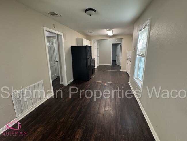 3921 Cumberland Ave
