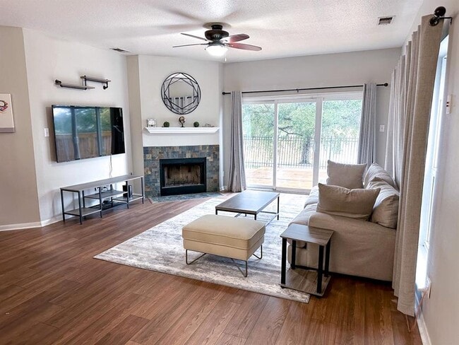 Photo - 11321 Avering Ln