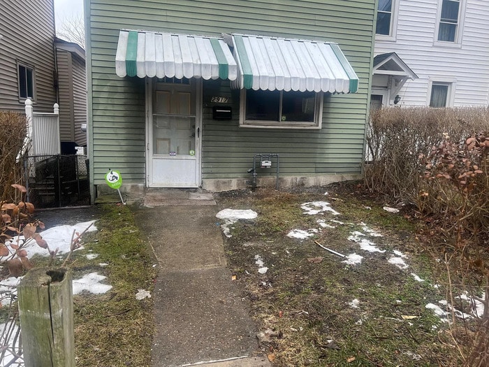 Photo - 2917 Shadeland Ave