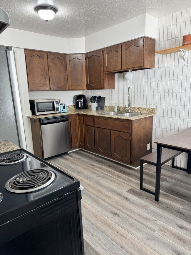 Charming 3-Bedroom Home with Modern Update... - Charming 3-Bedroom Home with Modern Update...