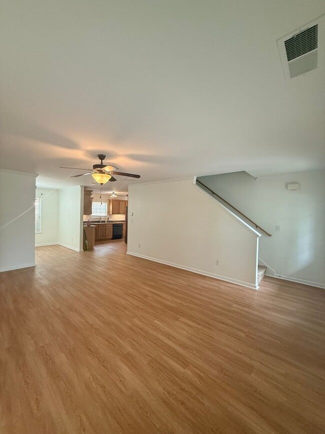 Photo - 5828 Bradshaw Ct