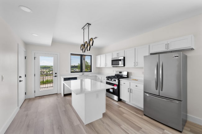 Photo - 1295 Holmden Ave Unit 1