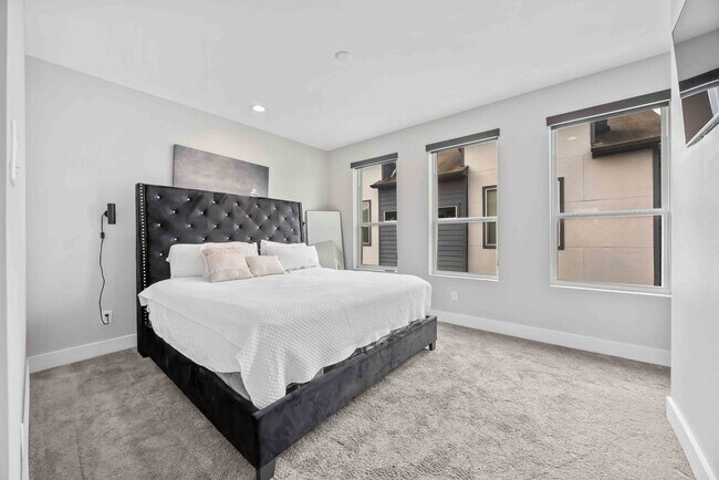 Photo - 705 Gregg St