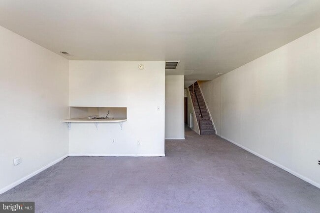 Building Photo - 830 South St Unit 2F