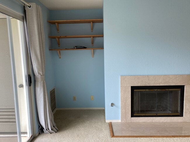 Photo - 300 Murchison Dr