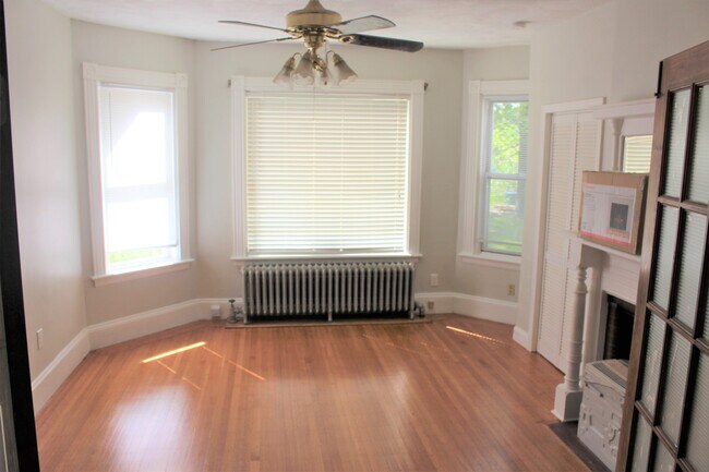 Photo - 27 Magoun Ave Unit 1