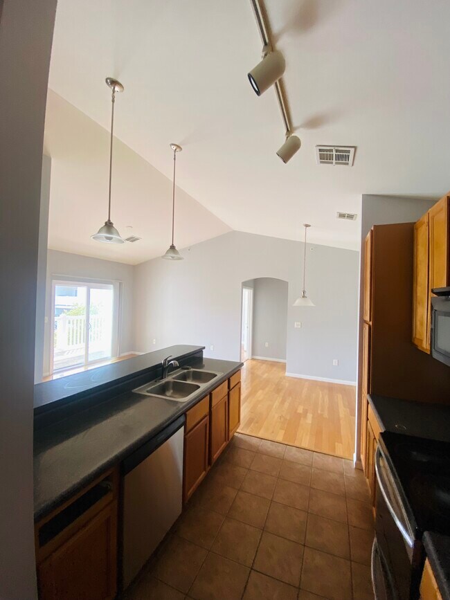 39 Kassebaum Ln Condo Unit 300 Condo for Rent in Saint Louis, MO