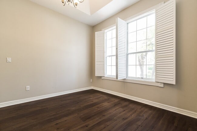 Photo - 13349 Old Dock Rd