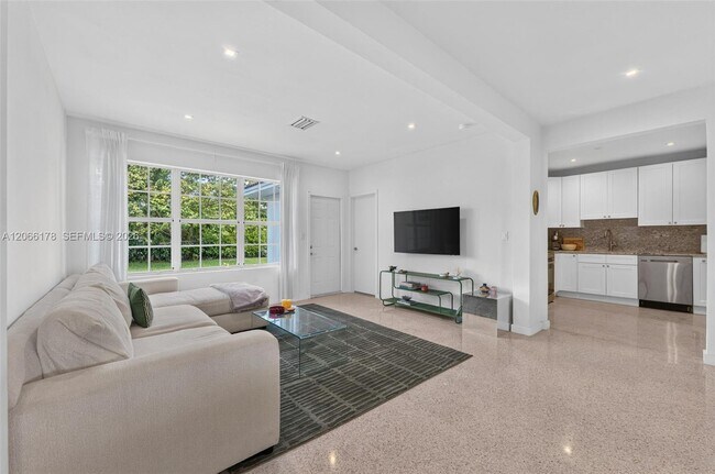 Photo - 7516 Mutiny Ave
