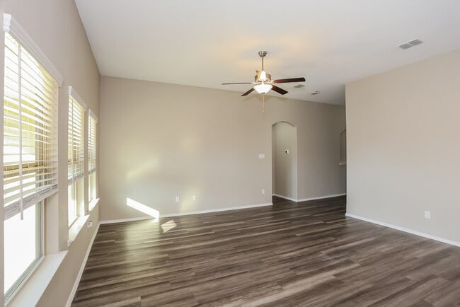 Photo - 14425 Jaycee Ln