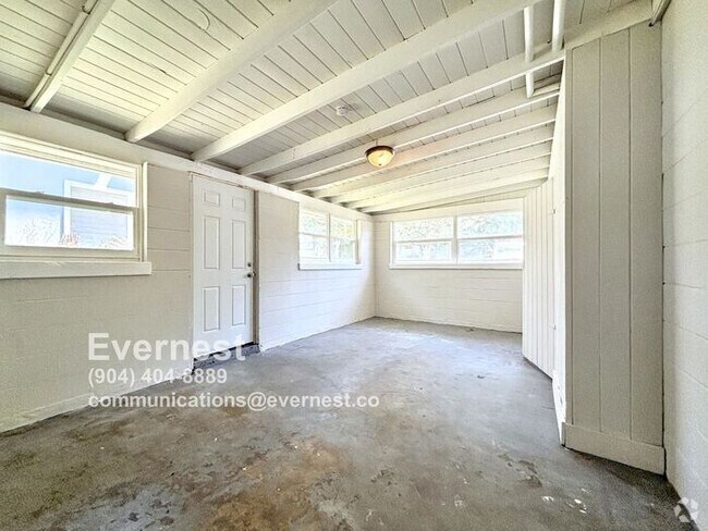 Building Photo - 7935 India Ave Rental