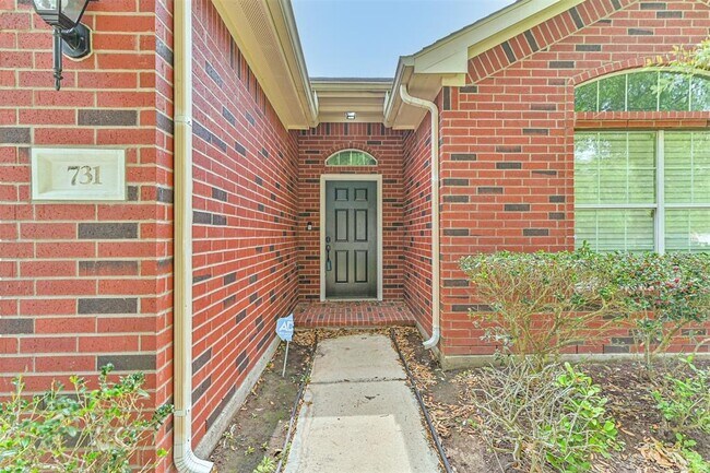 Photo - 731 Chase View Dr