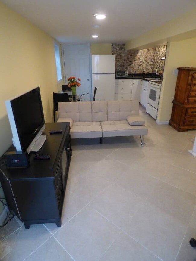 Photo - 3119 Connecticut Ave Unit studio apartment