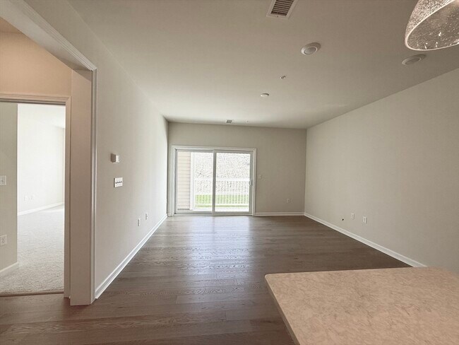 Photo - 6 Stratton Dr Unit 110