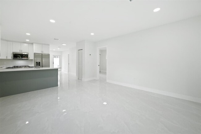 Photo - 2227 SW 17th St