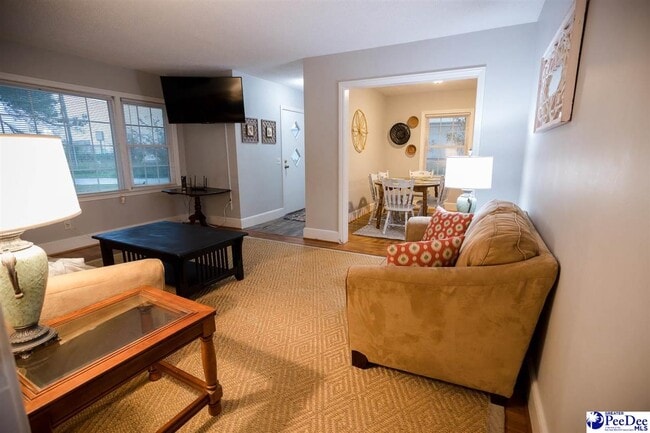 Photo - 150 Central Dr