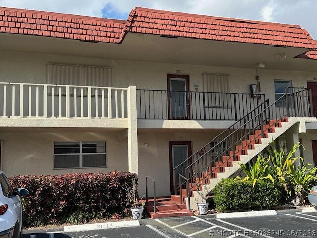 Building Photo - 21 Abbey Ln Unit 107
