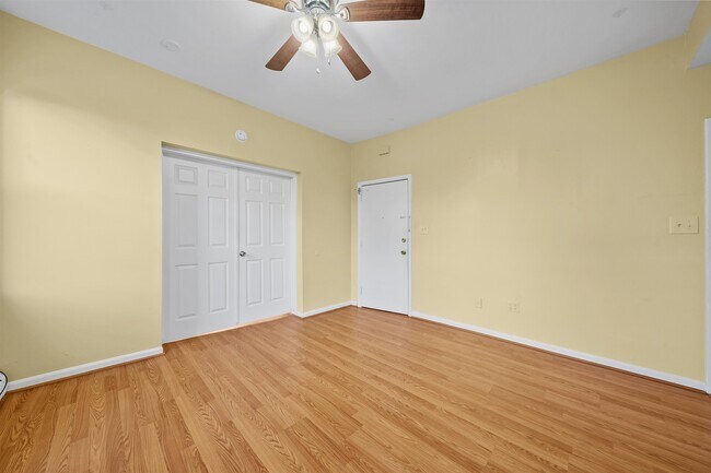 Photo - 143 W 3rd St Unit 2