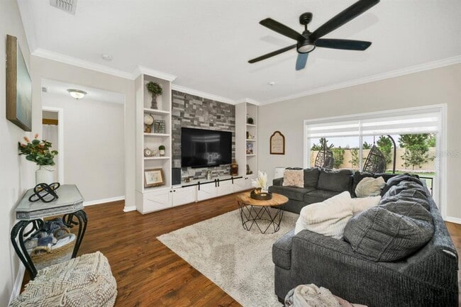 Photo - 9420 Ivywood St