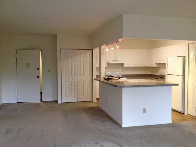 Photo - Chestnut Hill South