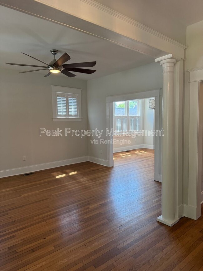Photo - 3400 Carolina Ave