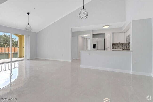 Building Photo - 1210 Wildwood Lakes Blvd Unit 207 Rental