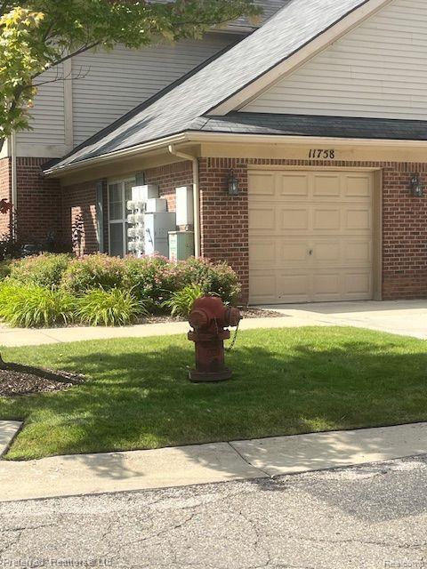 Photo - 11758 Farmington Rd