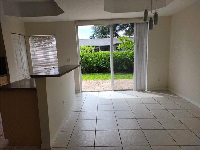 Photo - 4965 Leeward Ln