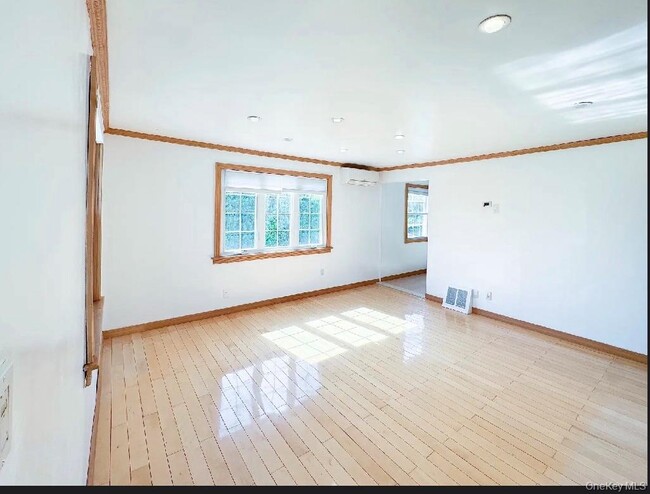 Photo - 508 Chamberlin St