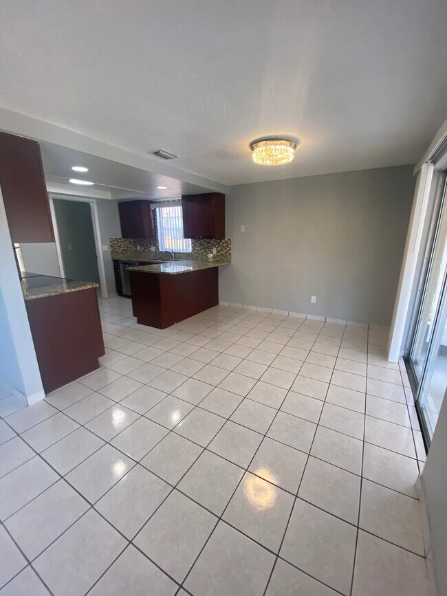 Photo - 12703 Alida Pl