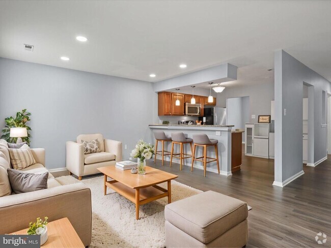 Building Photo - 303 Mayfair Pl Rental