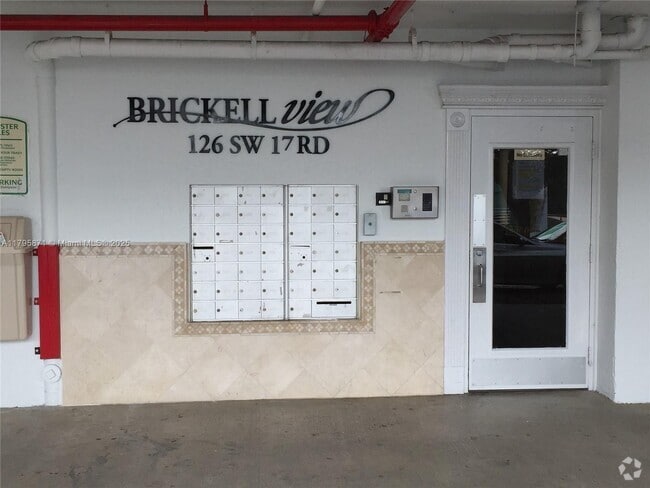 Building Photo - 126 SW 17th Rd Unit 505 Rental
