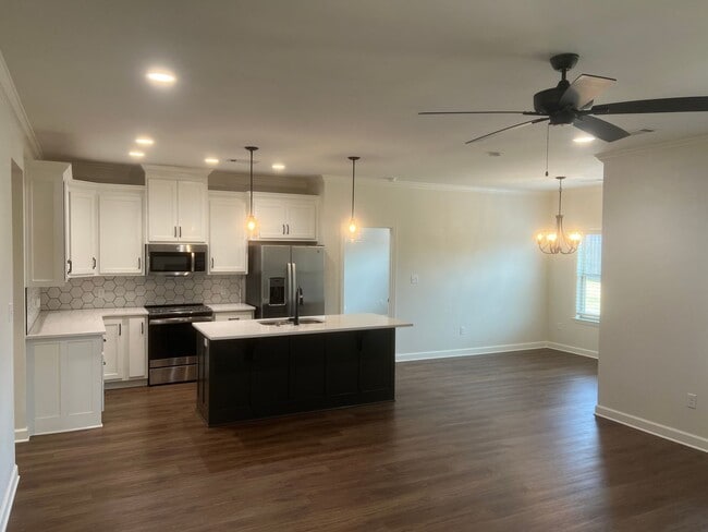 Photo - Charming 3 Bed 2 Bath Home