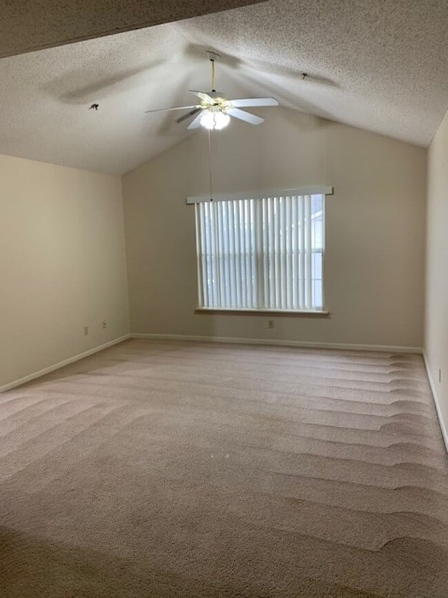 Photo - 119 Vixen Cir Unit #I