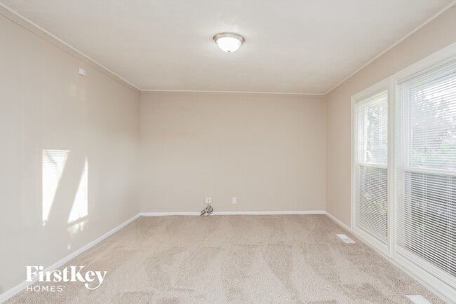 Photo - 1722 Papoose Rd